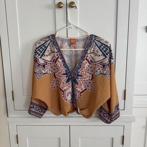 Flying Tomato Mid Length Sleeve Top